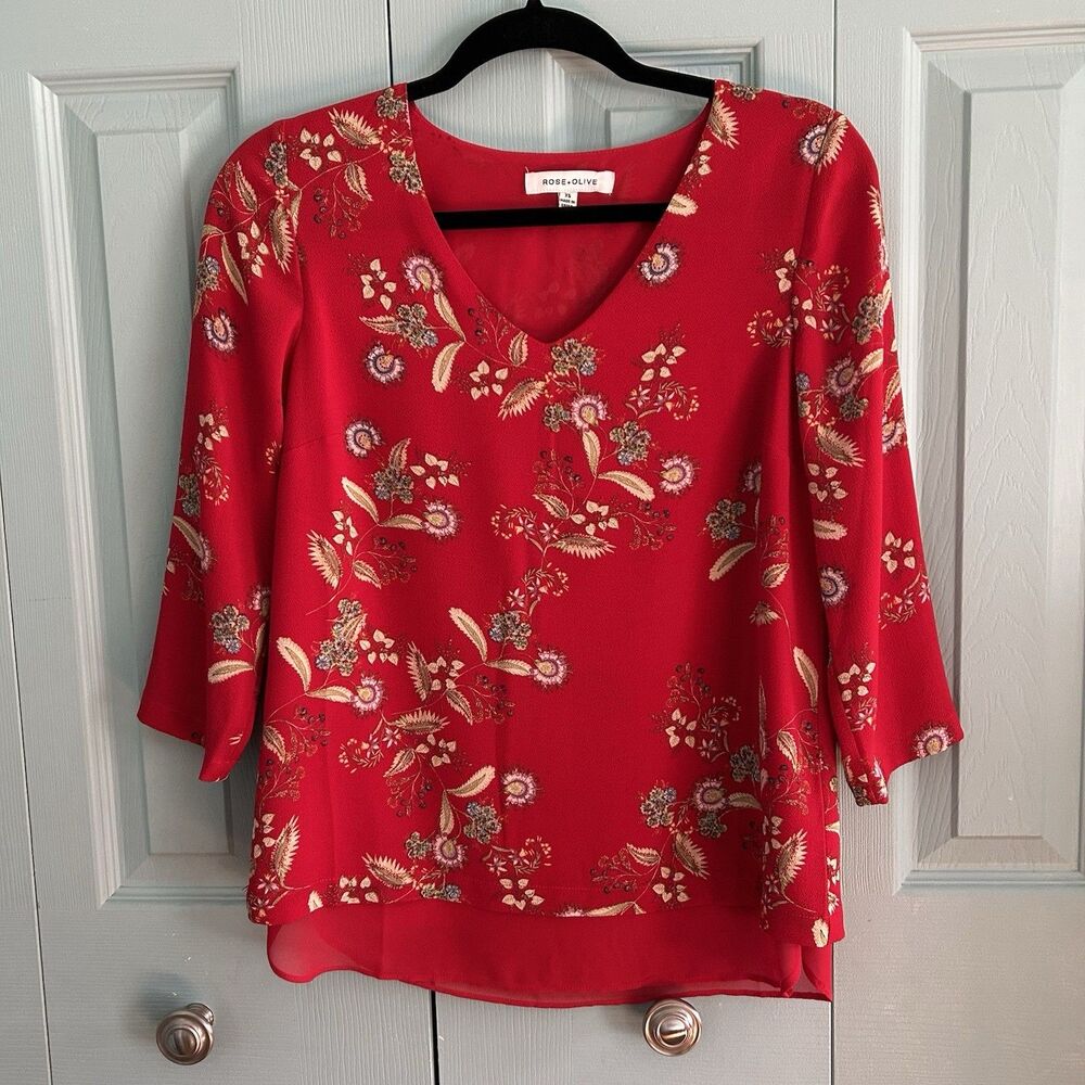 Rose+Olive Womens Red Floral Blouse XS V-Neck 3/4 Sleeve Flowy‎ READ***